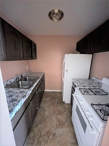 575 Heritage Drive 306, Hoffman Estates, IL 60169