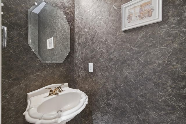 3127 Edgewood Drive, Pearland, TX 77584