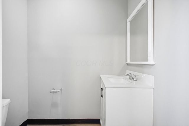 2480 Parkwood Avenue, Columbus, OH 43211