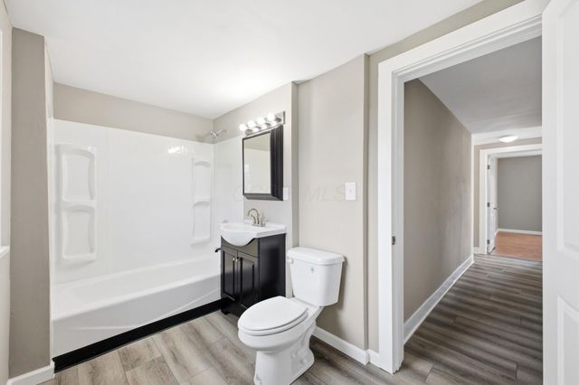 2480 Parkwood Avenue, Columbus, OH 43211