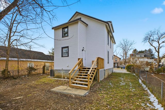 2480 Parkwood Avenue, Columbus, OH 43211