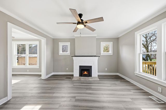 2480 Parkwood Avenue, Columbus, OH 43211