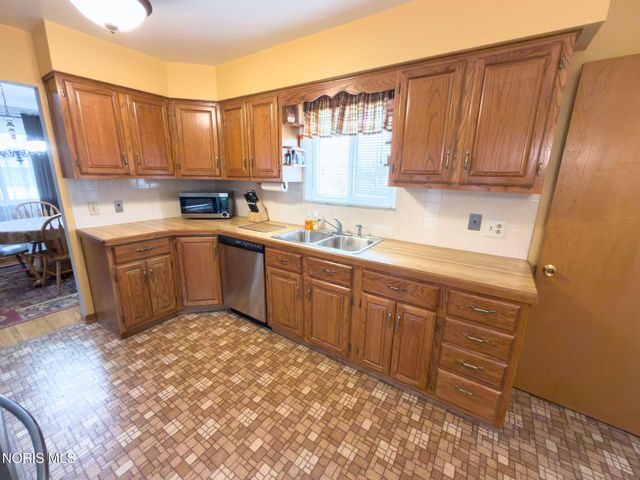 3252 Keemont Drive, Toledo, OH 43613