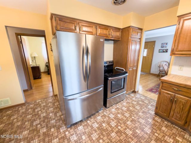 3252 Keemont Drive, Toledo, OH 43613