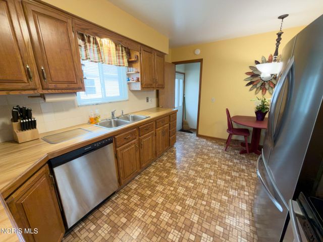 3252 Keemont Drive, Toledo, OH 43613