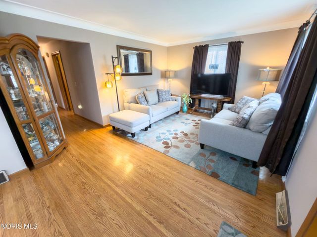 3252 Keemont Drive, Toledo, OH 43613