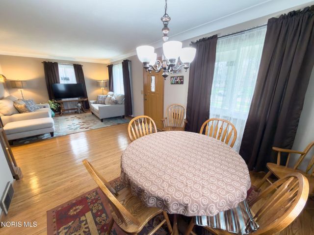 3252 Keemont Drive, Toledo, OH 43613