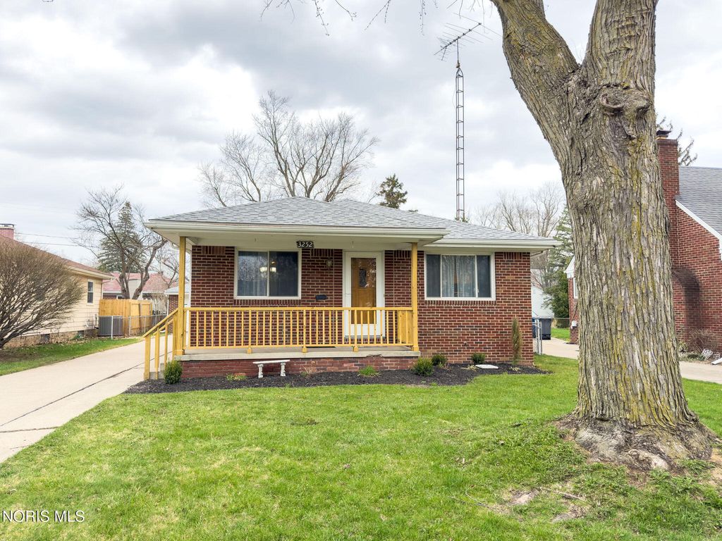 3252 Keemont Drive, Toledo, OH 43613