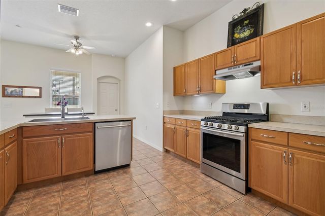 2706 VALENCIA GROVE DRIVE, Valrico, FL 33596