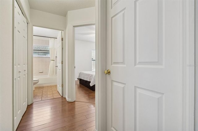 2706 VALENCIA GROVE DRIVE, Valrico, FL 33596