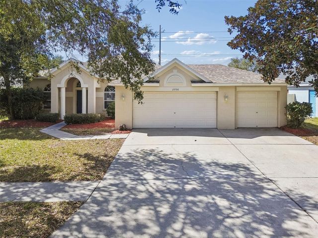 2706 VALENCIA GROVE DRIVE, Valrico, FL 33596