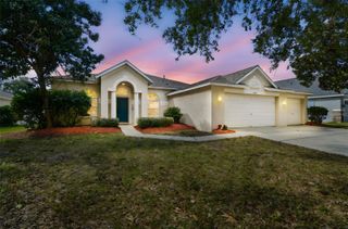 2706 VALENCIA GROVE DRIVE, Valrico, FL 33596
