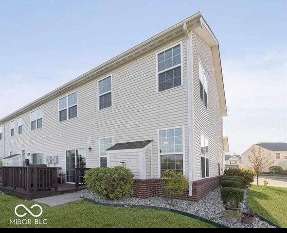 9628 Rolling Plain Drive, Noblesville, IN 46060