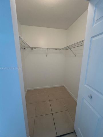 469 NE 207th Ln 102, Miami, FL 33179
