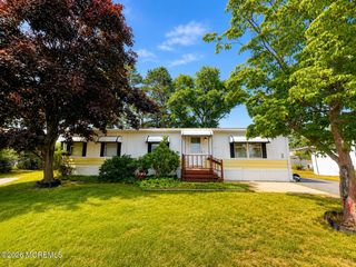 4 Wren Court, Whiting, NJ 08759
