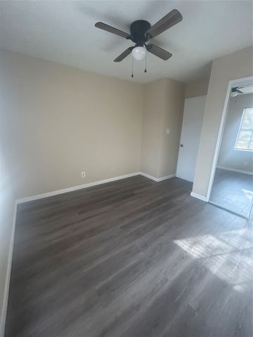 4616 Nervin Street, The Colony, TX 75056