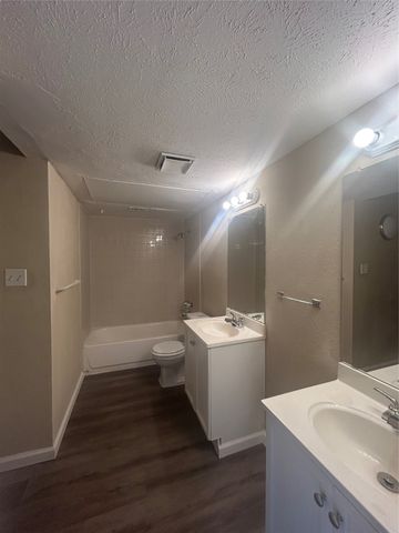 4616 Nervin Street, The Colony, TX 75056