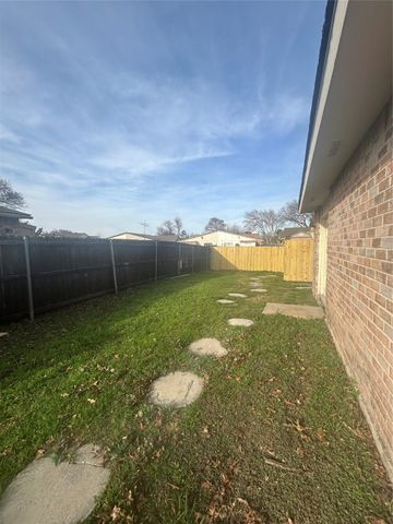 4616 Nervin Street, The Colony, TX 75056