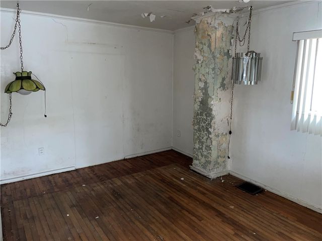 311 Euclid Ave, Glassport, PA 15045