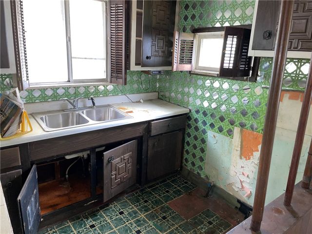 311 Euclid Ave, Glassport, PA 15045
