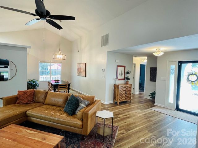 50 Stonebridge Drive, Asheville, NC 28805