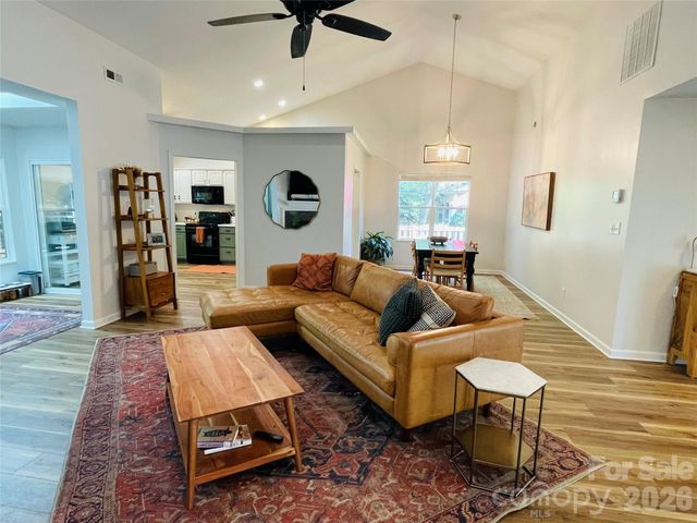 50 Stonebridge Drive, Asheville, NC 28805