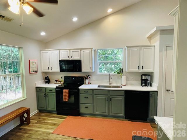 50 Stonebridge Drive, Asheville, NC 28805