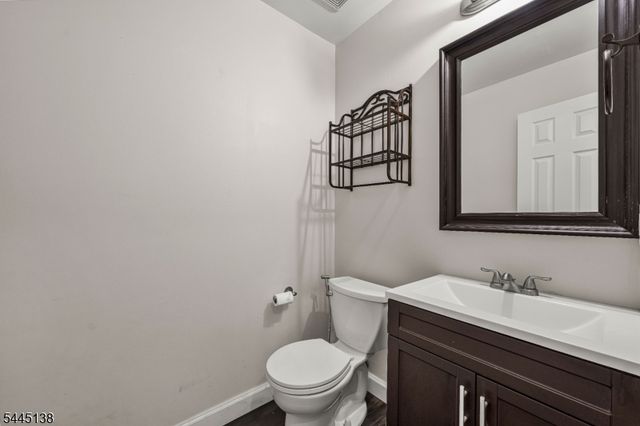 21 Balboa Ln, Franklin Twp., NJ 08823