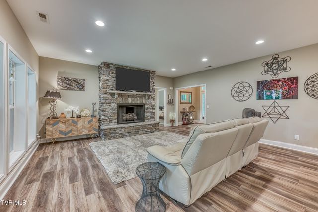 167 Brian Lane, Erwin, TN 37650