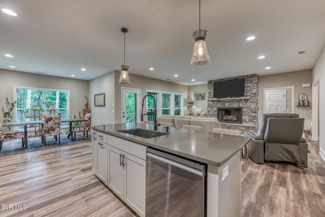 167 Brian Lane, Erwin, TN 37650