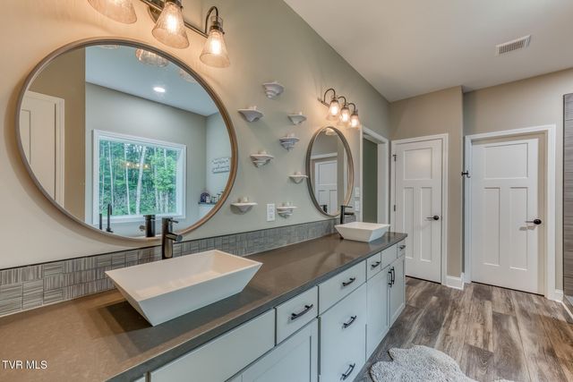 167 Brian Lane, Erwin, TN 37650