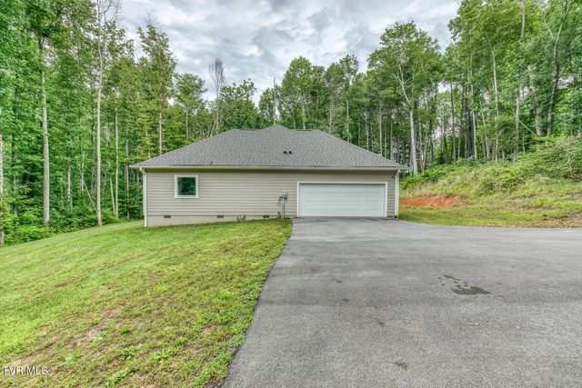 167 Brian Lane, Erwin, TN 37650