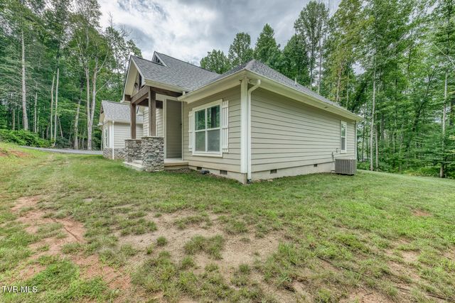 167 Brian Lane, Erwin, TN 37650