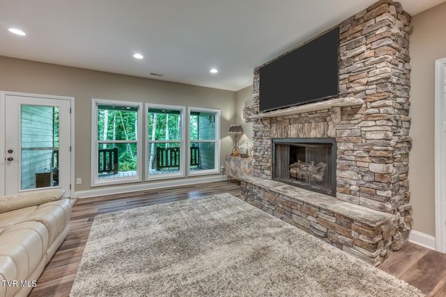 167 Brian Lane, Erwin, TN 37650