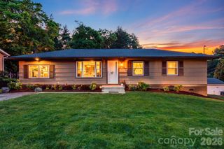 5 Hillview Road, Asheville, NC 28805