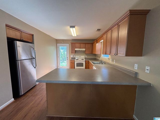 450 FOX RUN CIRCLE, Pell City, AL 35125
