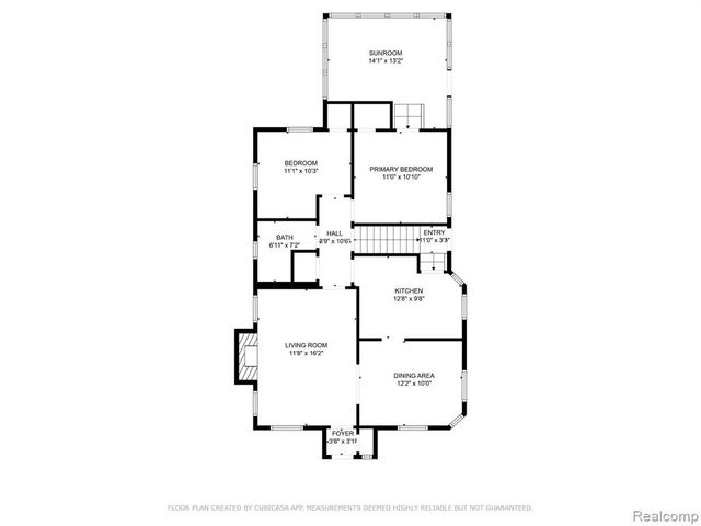 1528 Roslyn Road, Grosse Pointe Woods, MI 48236