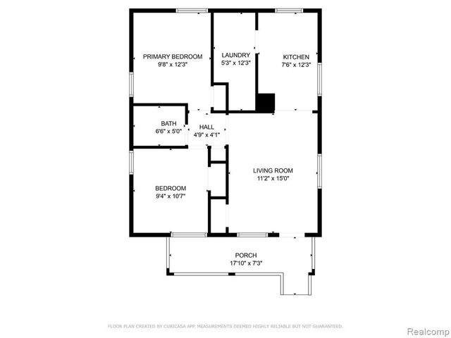 1528 Roslyn Road, Grosse Pointe Woods, MI 48236