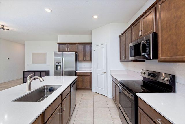 7647 NW Old Grove Lane, Port St. Lucie, FL 34987