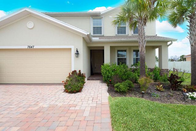7647 NW Old Grove Lane, Port St. Lucie, FL 34987