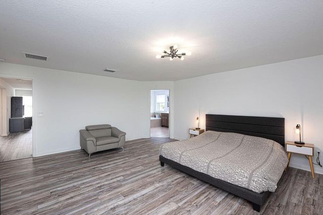 7647 NW Old Grove Lane, Port St. Lucie, FL 34987