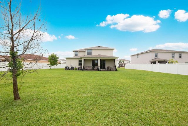 7647 NW Old Grove Lane, Port St. Lucie, FL 34987
