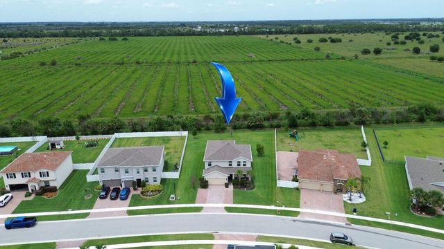 7647 NW Old Grove Lane, Port St. Lucie, FL 34987
