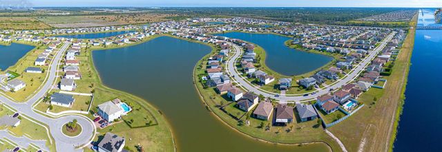7647 NW Old Grove Lane, Port St. Lucie, FL 34987