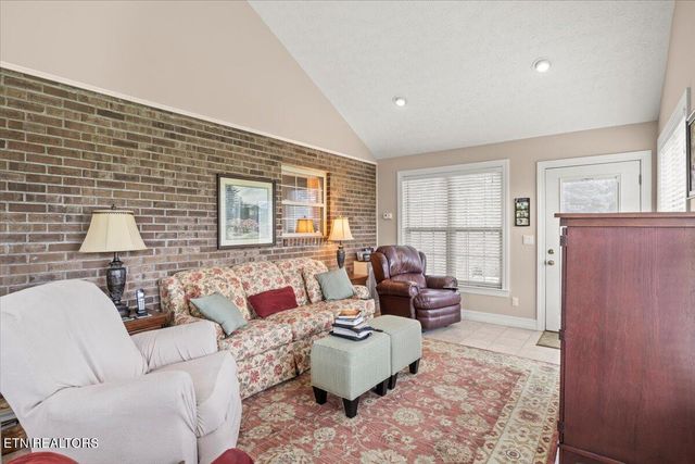397 Independence Drive, Jefferson City, TN 37760