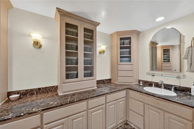 1812 Overview Circle, North Tustin, CA 92705