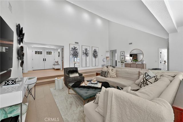 1812 Overview Circle, North Tustin, CA 92705