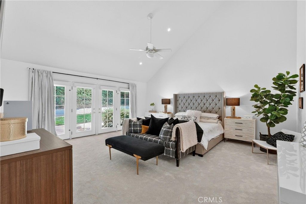Image 33 of property listing at 1812 Overview Circle, North Tustin, CA 92705