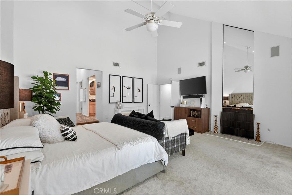 Image 34 of property listing at 1812 Overview Circle, North Tustin, CA 92705