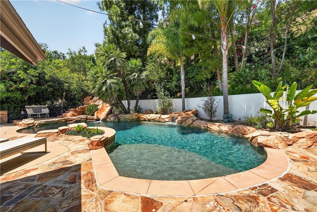 Image 51 of property listing at 1812 Overview Circle, North Tustin, CA 92705